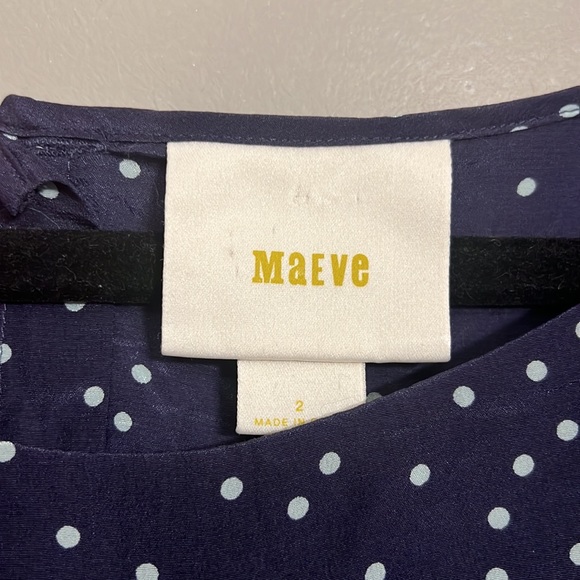 Maeve Anthropologie Navy Dot Washable Silk Ruffle Sleeve Blouse EUC - Picture 2 of 5